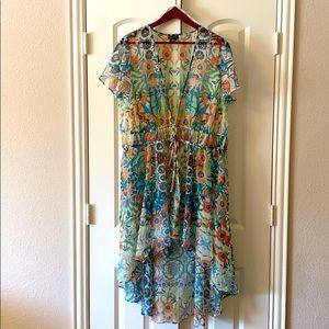 Women’s Floral Dust Jacket